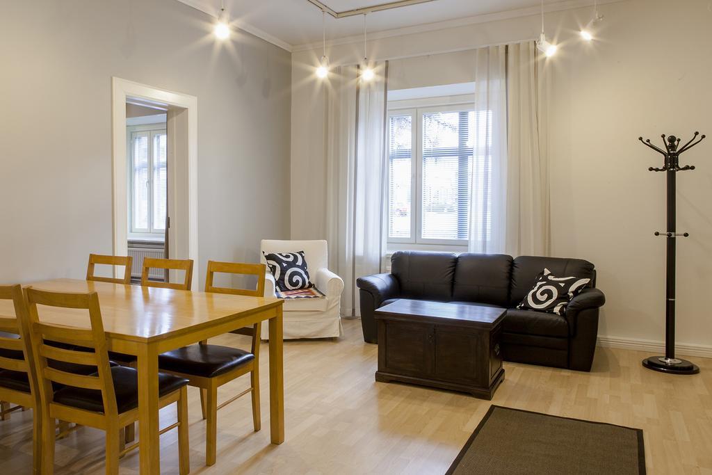 Hotelli Ville Apartment Tampere Ruang foto
